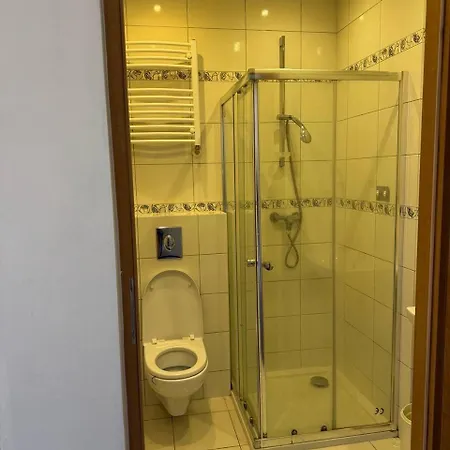 Hub * Góra Kalwaria